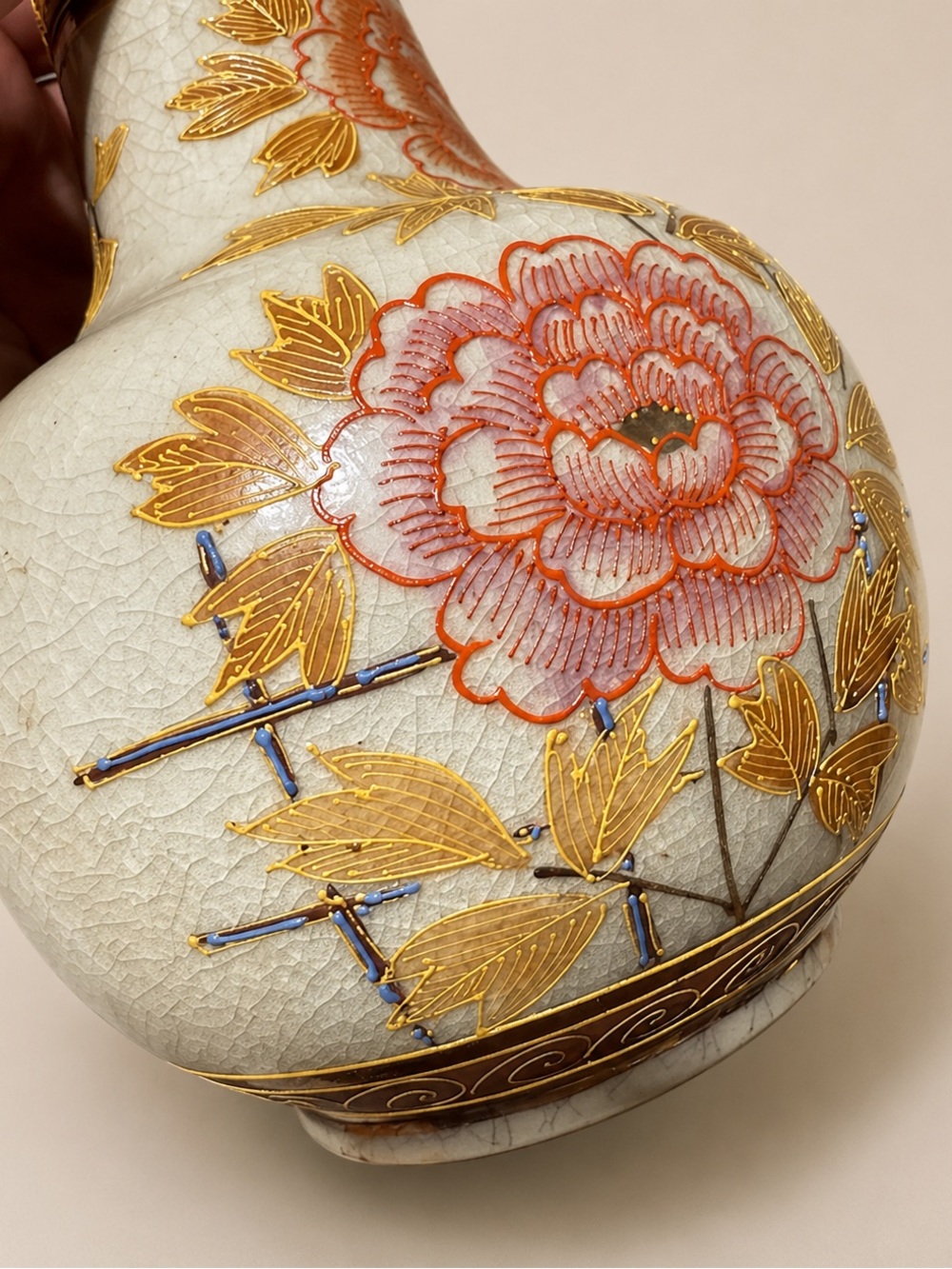 Vintage Satsuma Japan Vase Hand Painted Flowers Bird Moriage 8.25" Crackle Glaze - Picture 4 of 7